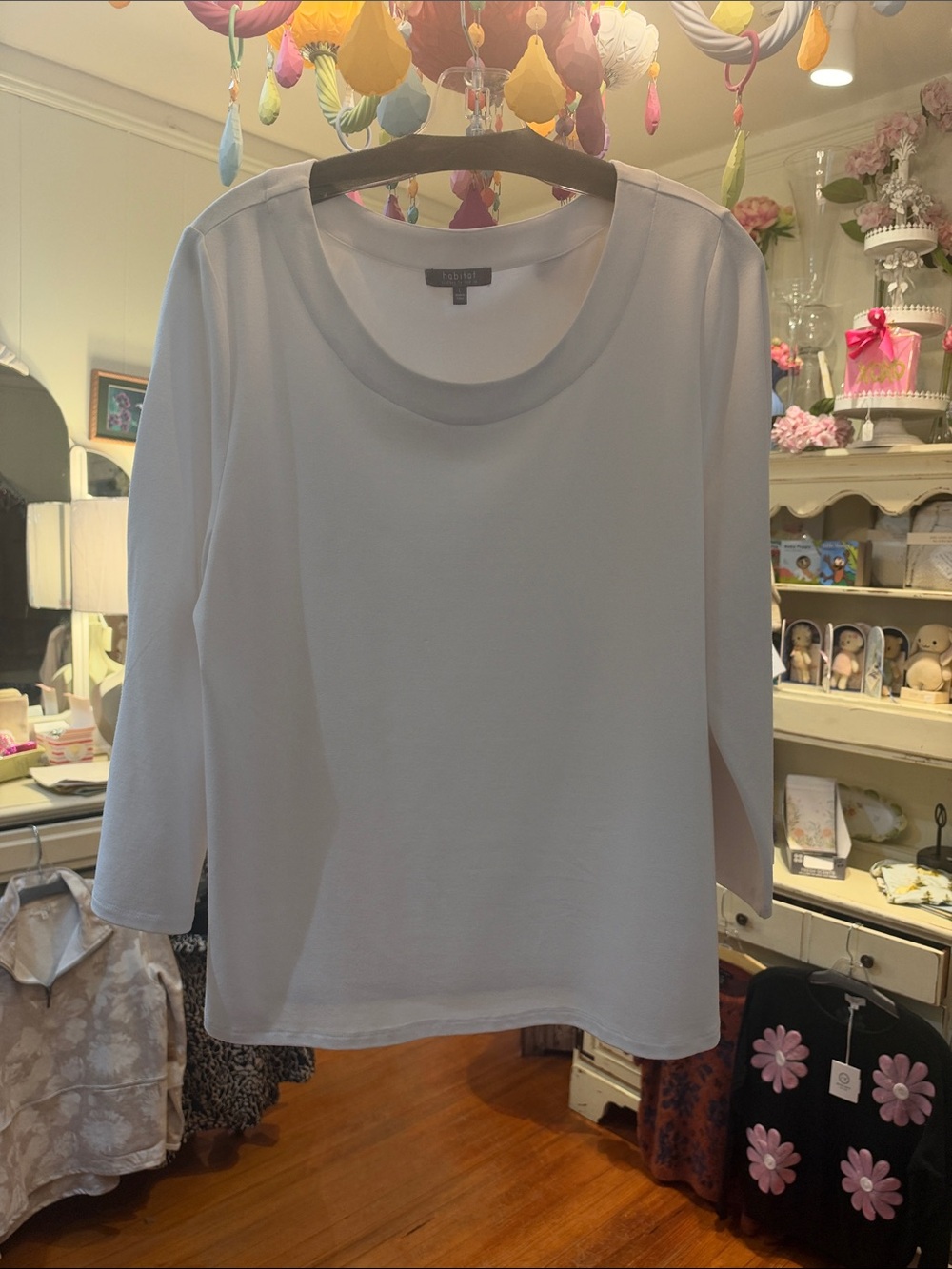 Habitat Women's White Scoop Neck Long Sleeve Top
